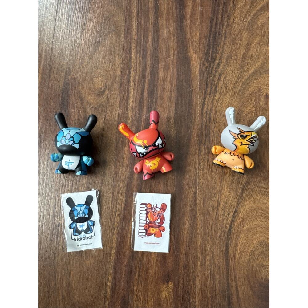 kidrobot figure lot Joe Ledbetter Griffin, Mist Mindzai, Dunny Serie 4 3”
